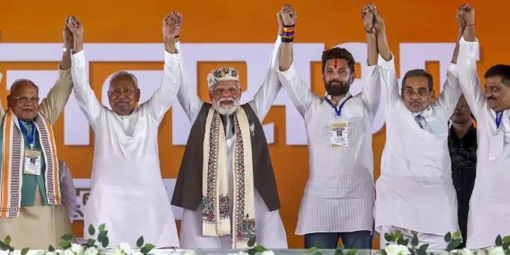 PM Modi Congratulates Nitish, Says People Of Bihar Voted On NDA’s Track Record