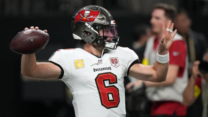 Model locks in Patriots vs. Buccaneers picks, score prediction, SGP for NFL Week 10