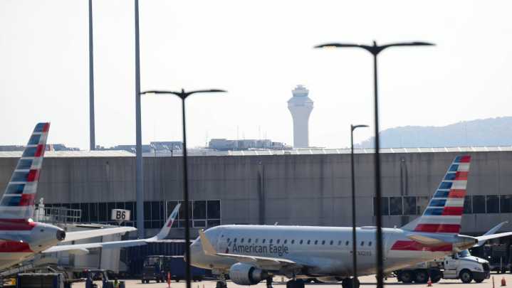 Flights cancelled at Louisville airport amid government shutdown