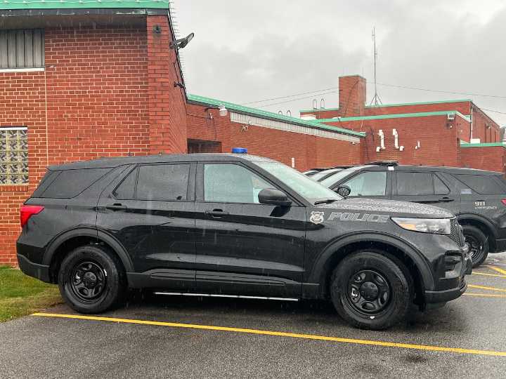 Drunk resident arrested for making threats, punching holes in wall: Seven Hills Police Blotter