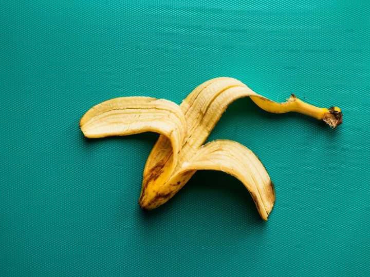 Para qué sirve rallar la cáscara de banana