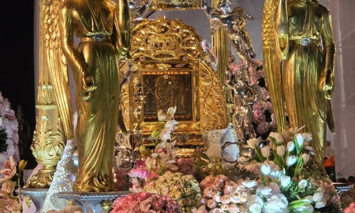 Presidente pide a la virgen de la Chinita interceder por la paz de Venezuela