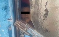 Niño de 3 años vivía solo, entre plagas y basura: Los padres lo abandonaban para beber