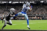 Cowboys honor Kneeland, then get 4 TD passes from Prescott in 33