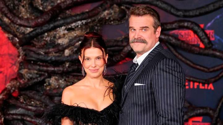 Tras los rumores de denuncia, Millie Bobby Brown y David Harbour reaparecieron juntos