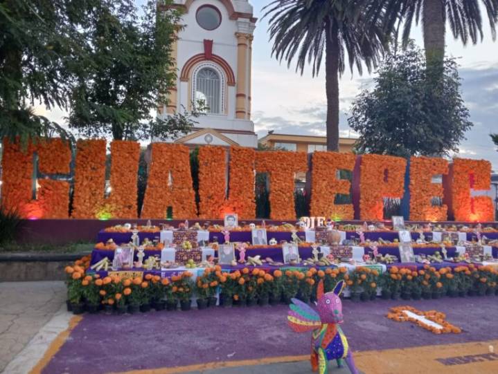 Cuautepec de Hinojosa revive el Mictlán en su homenaje al alma