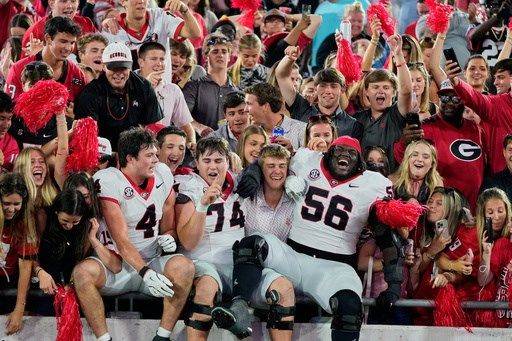 No. 5 Georgia rallies and escapes 'Cocktail Party' with a 24