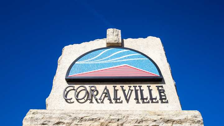 Goodrich beats Swenka to become Coralville's 2nd female mayor