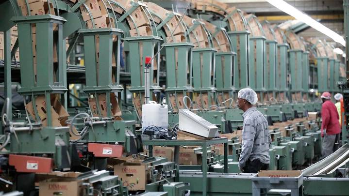 Florida considers E-Verify for all private employers