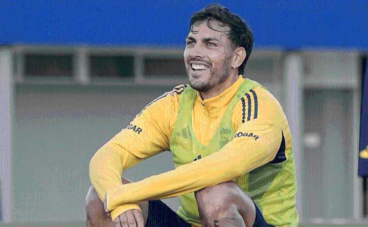 Leandro Paredes y un like que muestra su postura sobre Dybala a Boca