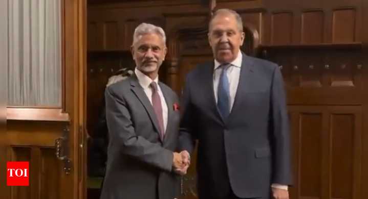 'India, Russia finalising new pacts': Jaishankar meets Lavrov in Moscow; Putin to visit Delhi in December