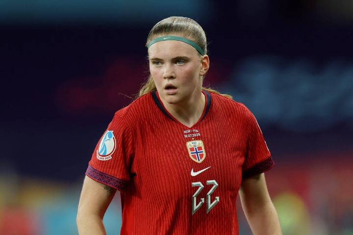 Tottenham Women break transfer record to sign Norway international Signe Gaupset