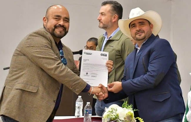 Aplican en Nava inglés en primarias