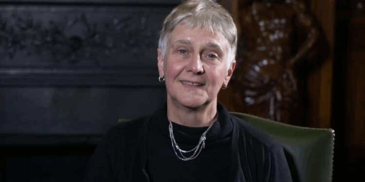 La escritora venezolana Verónica Jaffé gana el Premio Casa de América de Poesía