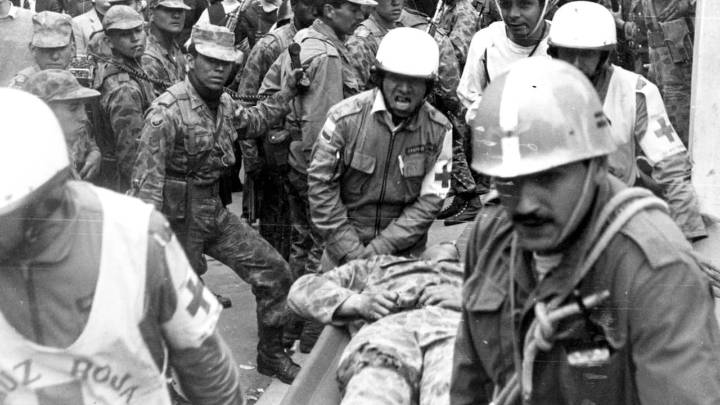 Hace 40 años, Cali lloró a Armero: las memorias de los rescatistas que lo alzaron del barro