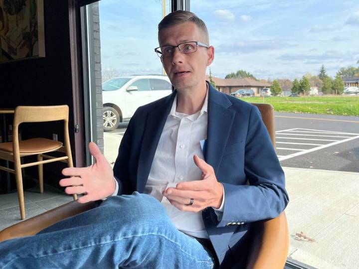 Analysis-Clash over healthcare subsidies threatens to reshape 2026 midterms