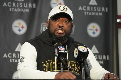 Mike Tomlin: No long-term concerns about Aaron Rodgers after Steelers' loss to Chargers