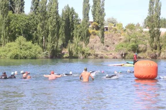 Récord de guardavidas en Neuquén: 430 aprobaron la reválida y se preparan para la temporada de verano