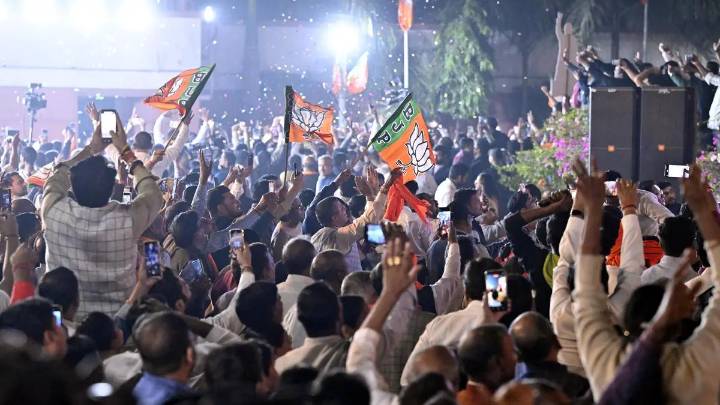 Editorial. Incredible mandate