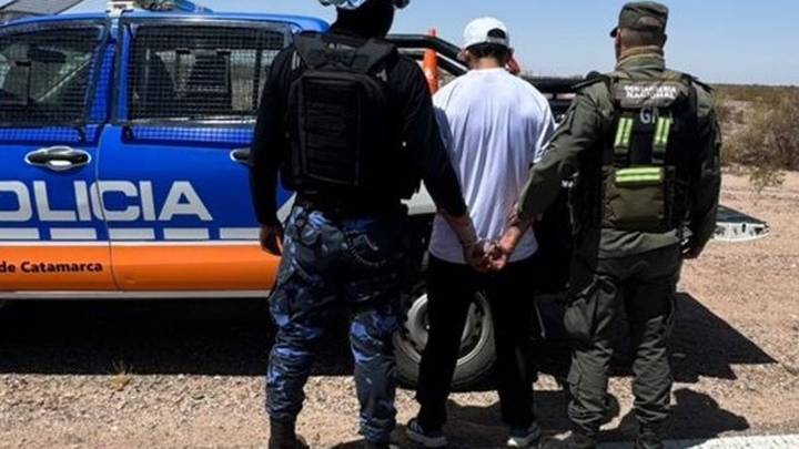 Recuperaron la camioneta robada en Andalgalá y arrestaron al sospechoso