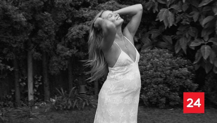 "1+1=3": El esperado anuncio de Alexandra Litvinova, novia de Alexis Sánchez