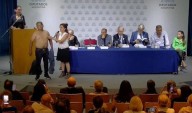 Científicos repudian evento antivacunas en el Congreso