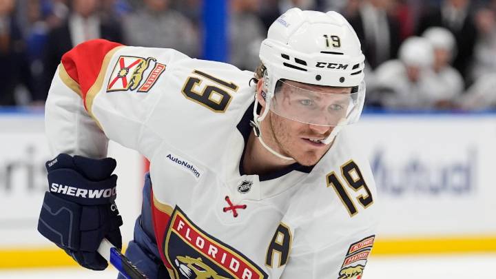 Matthew Tkachuk is skating again, but no set return date for Panthers star