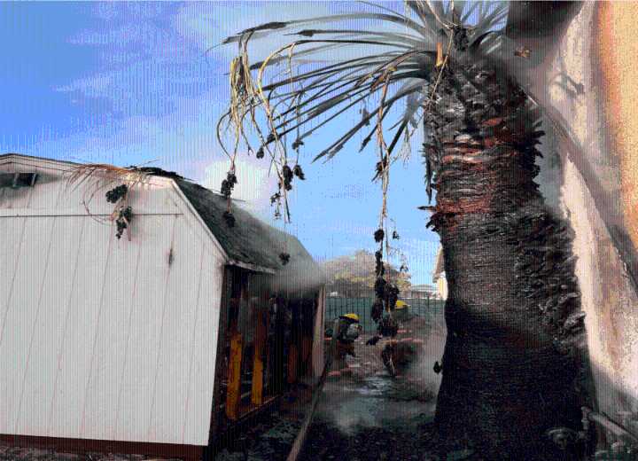 10 people displaced after east Las Vegas valley apartment fire