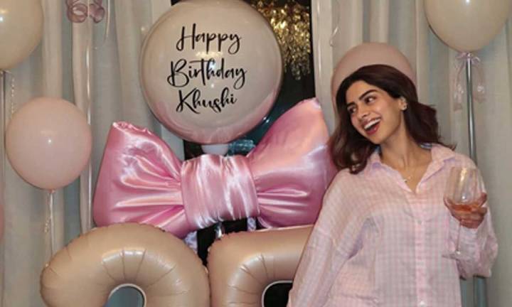 Khushi Kapoor feels 'grateful, happy and hopeful' as she turns 25