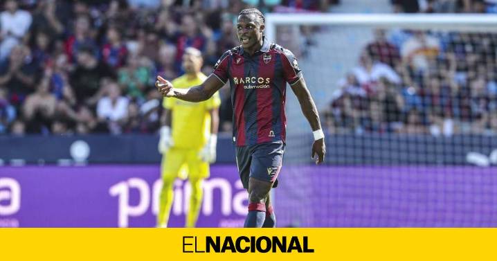 Hansi Flick no aprueba el fichaje de Etta Eyong: no está preparado para el Barça