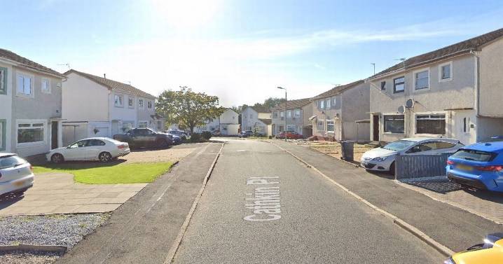 Armed Police lock down UK street as locals told 'stay indoors' over ongoing incident