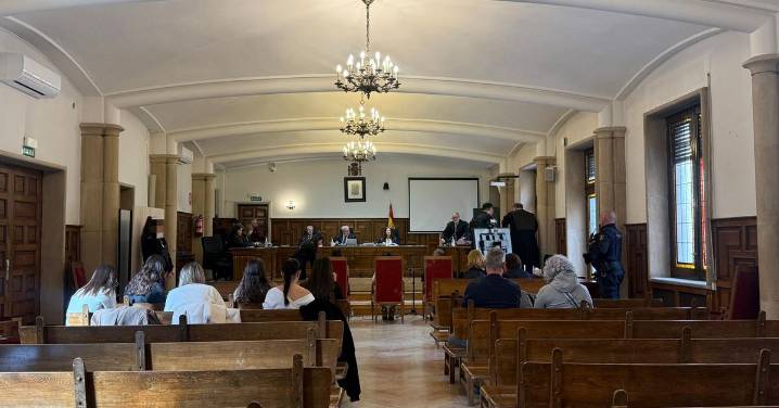 Los acusados de explotar sexualmente a mujeres chinas en un piso en la avenida Portugal se desvinculan de la trama y culpan a la acusada desaparecida