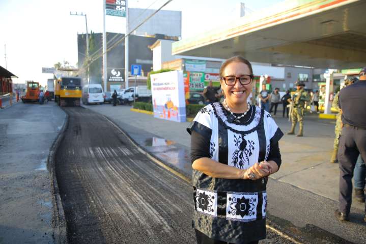Azucena Cisneros arranca repavimentación de la avenida Revolución en Ecatepec