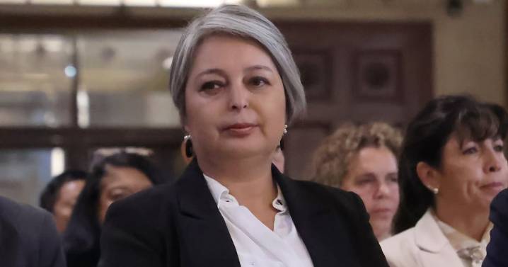 “Disculpas por la humorada”: Mujer que dijo ser prima de Jeannette Jara en video viral habla tras anuncio de querella en su contra