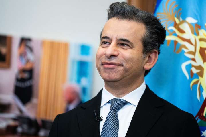 FDA removes warning for hormone replacement therapy for menopause