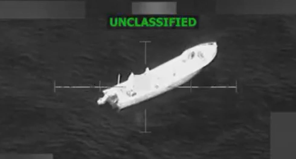 EE.UU. atacó 2 veces una misma lancha en el Caribe para matar a supervivientes, según medios