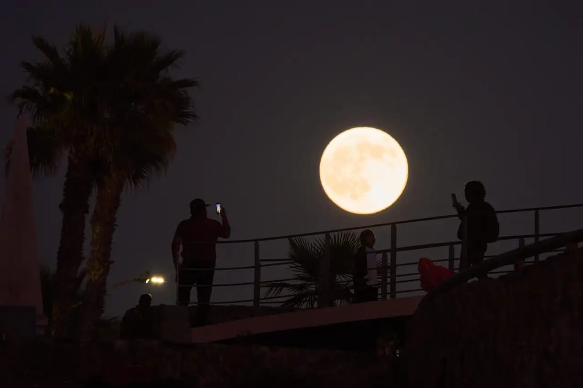 Superluna de noviembre de 2025: cuándo y a qué hora ver el evento astronómico