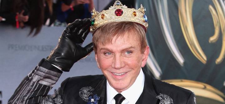 El Zar de la Belleza Osmel Sousa se retira del Miss Universo