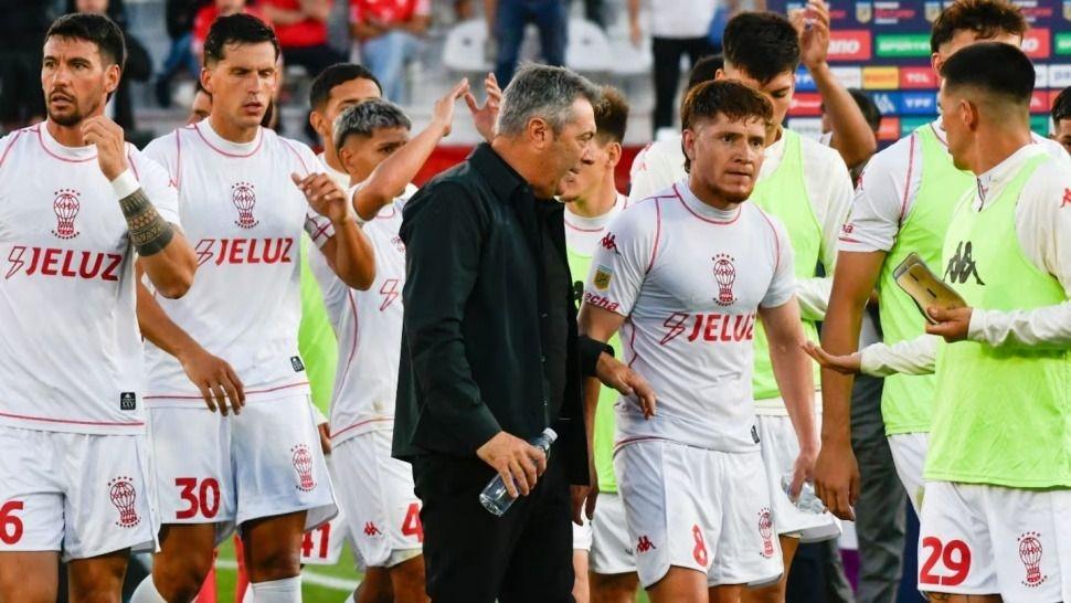 Tras el escándalo en Barracas, Kudelka dejó de ser el técnico de Huracán
