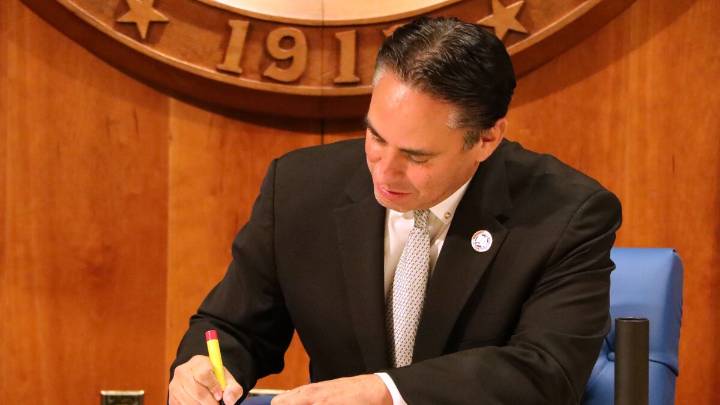 New Mexico State Legislature approves funding for food assistance in special session