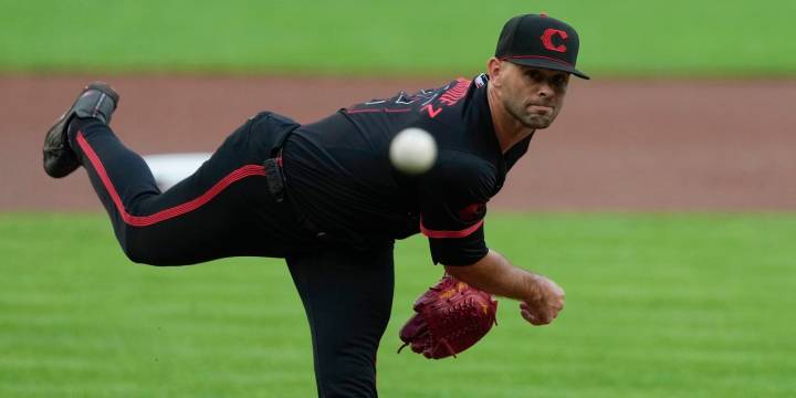 History of MLB qualifying offer decisions