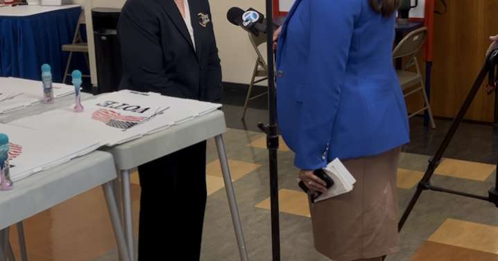 Early voting kicked off in Fontana