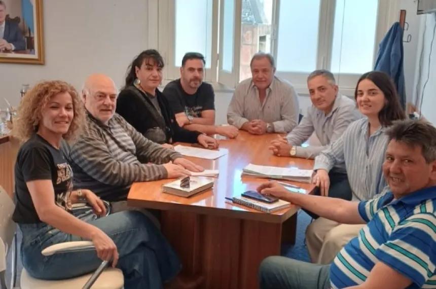 Estatales lograron el pase a planta de las y los trabajadores contratados