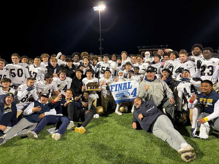 No. 12 Malden Catholic takes down No. 4 Hingham, advances to Div. III Final Four