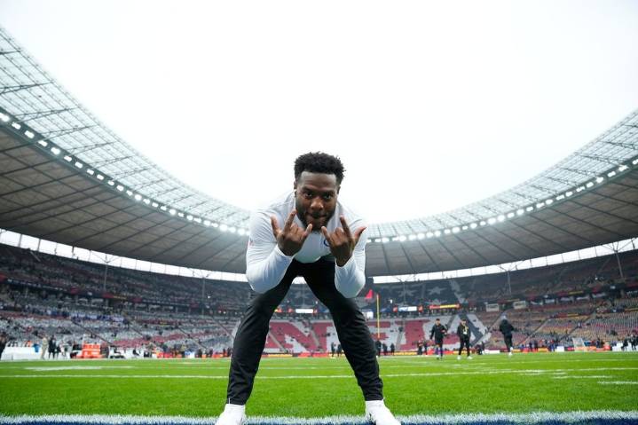 RG Chris Lindstrom active for Falcons but CB Mike Hughes out vs. Colts in Berlin