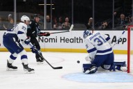 Deadspin | Lightning tame Mammoth, open trip with 5th straight win