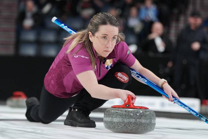 Nova Scotia’s Christina Black stuns Kerri Einarson in Olympic curling trials semi