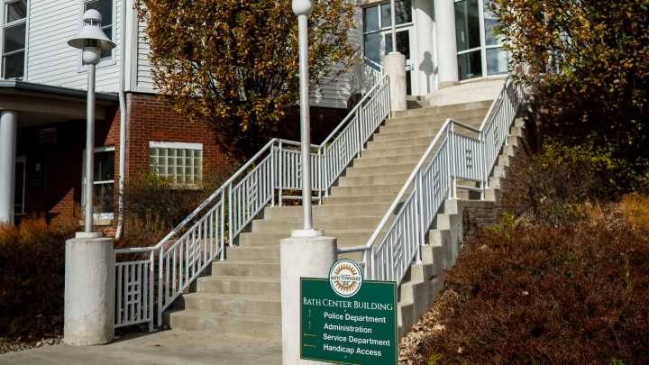 Bath Township trustees ask public's help to root out Airbnb rentals