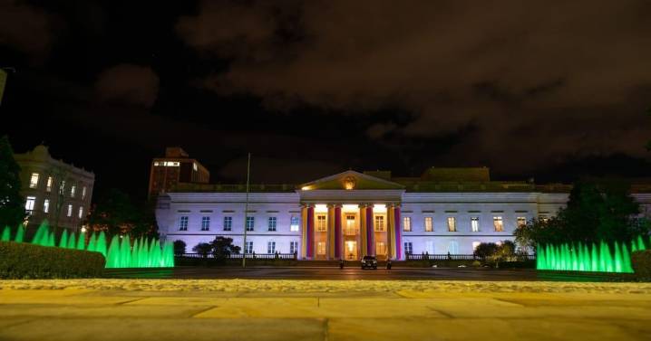 El pulso político incrementa la incertidumbre en Colombia durante octubre