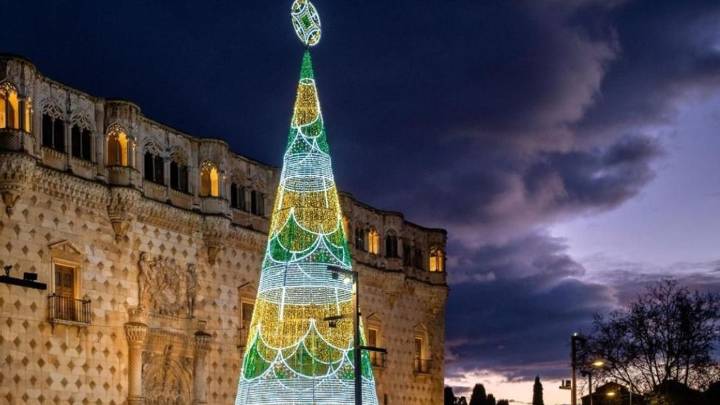 Guadalajara se llena de magia esta Navidad: cabalgata con camellos, videomapping, espectáculo de drones...